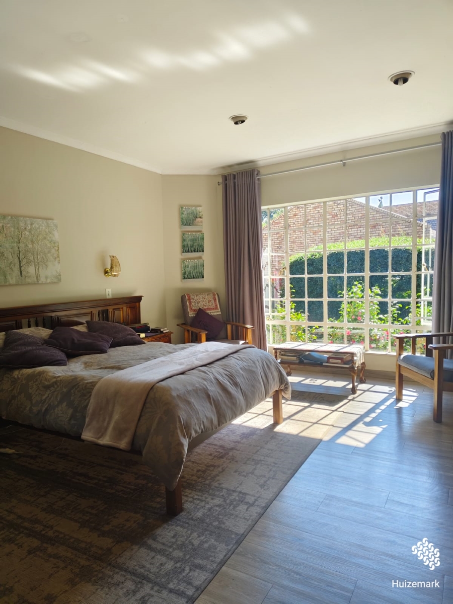4 Bedroom Property for Sale in Vaalpark Free State
